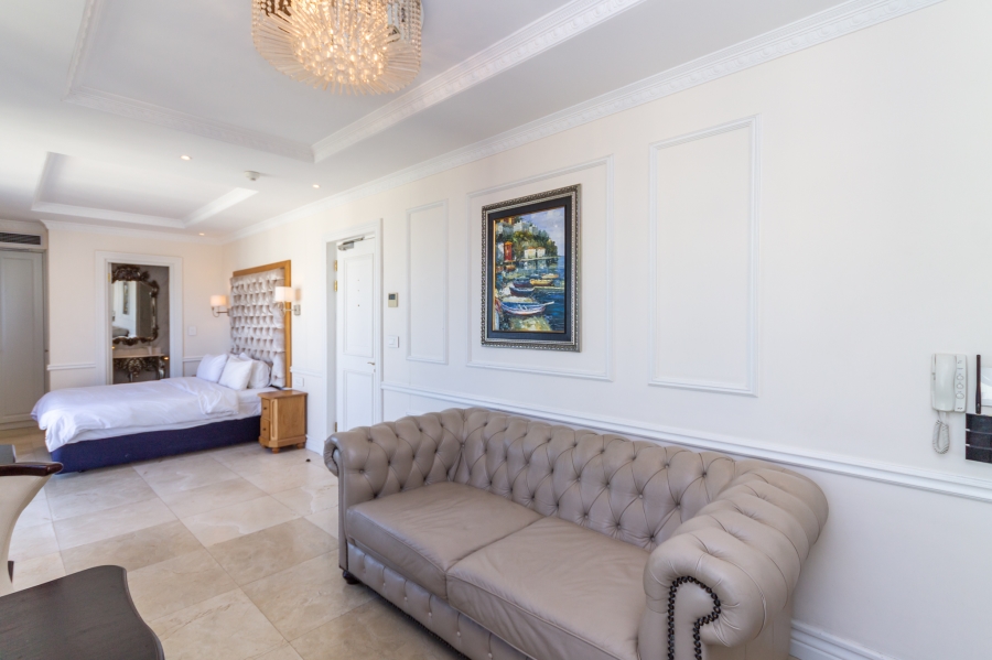 To Let 1 Bedroom Property for Rent in Sea Point Western Cape
